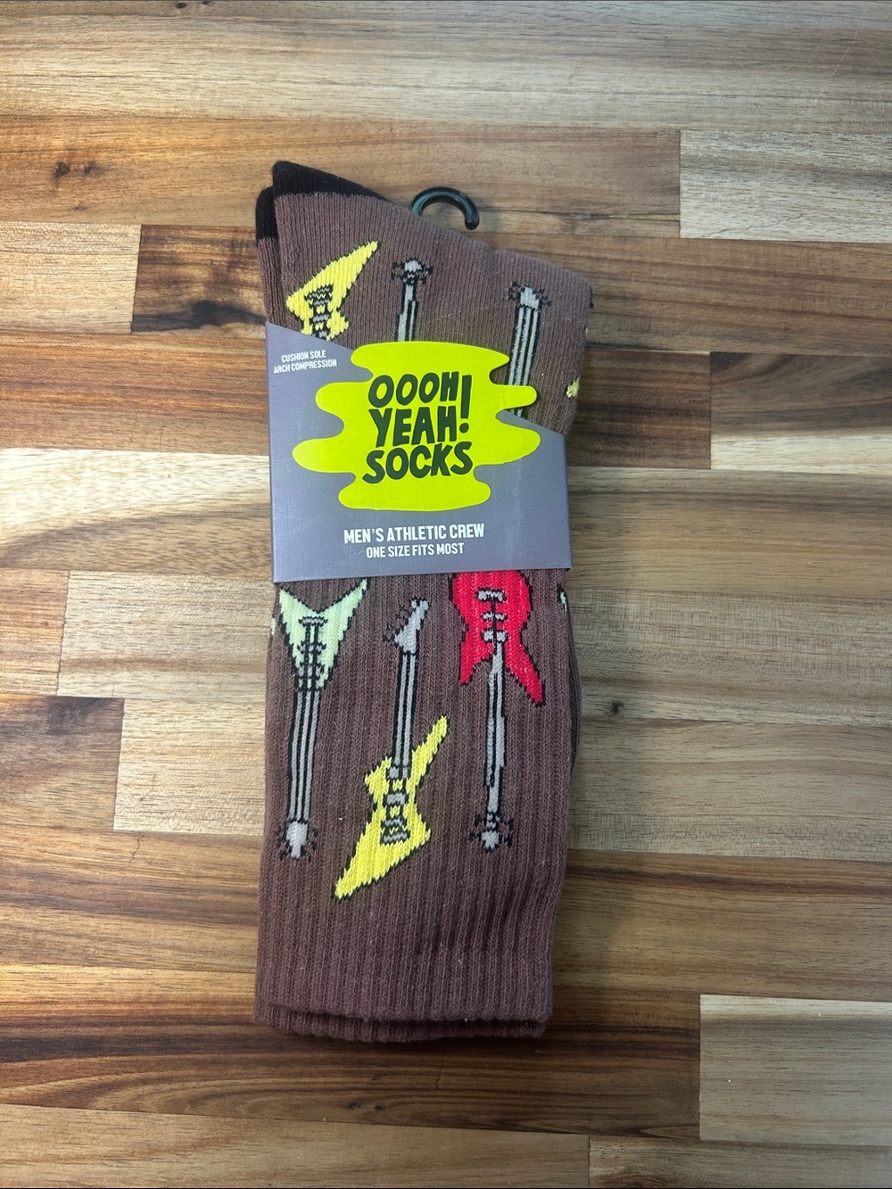 Oooh Yeah! Men's Athletic Crew Socks — Brown Guitar Pattern